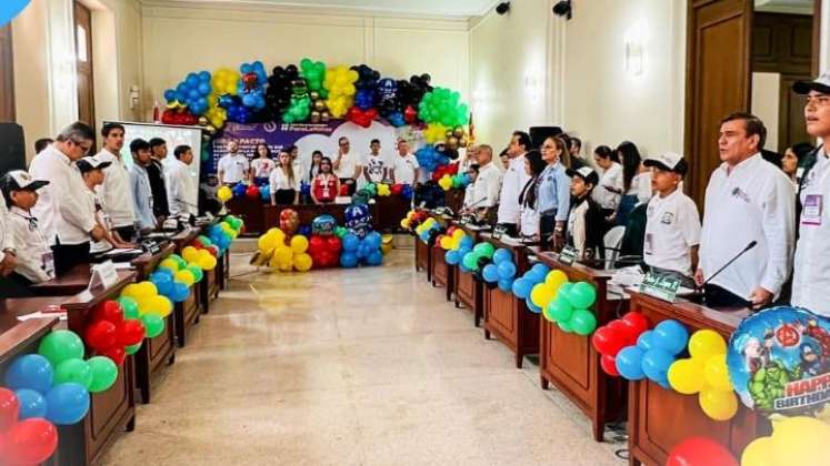 Los niños se tomaron la Asamblea Departamental de Norte.