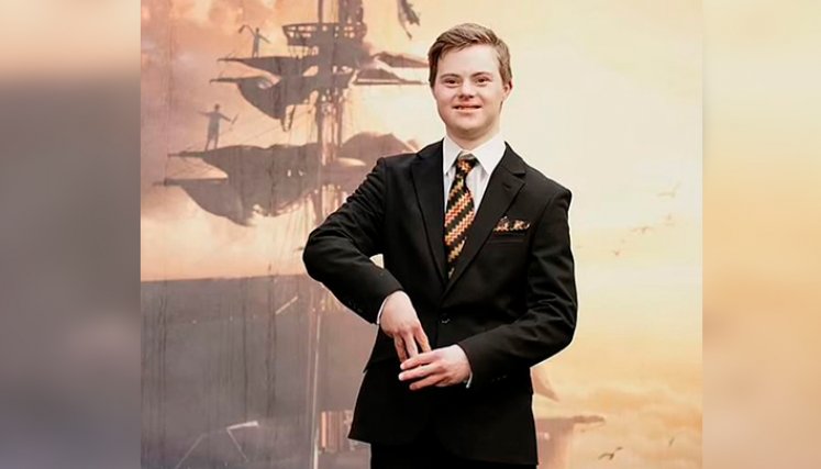 Primer actor con síndrome de Down protagonizará película en Disney