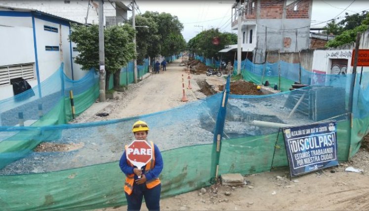 La renovación y pavimentación de la avenida Las Américas está cruda./Foto cortesía/La Opinión