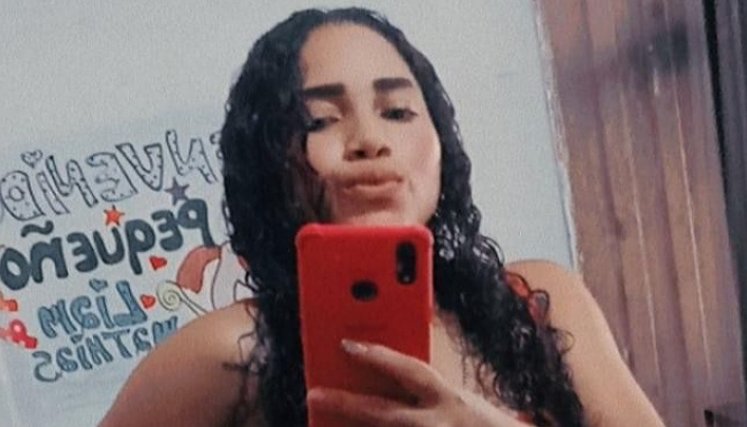Feney Dávila esperaba a su pareja sentimental en el taller cuando le dispararon.