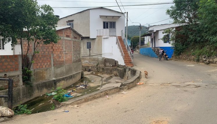 Encapuchados hirieron a dos hombres en la ‘Curva Pelelojo’