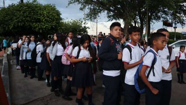 Volvió el transporte escolar para la frontera  