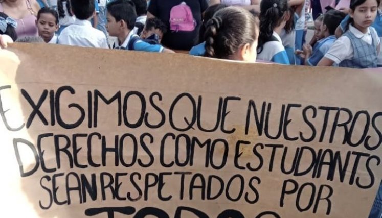 Los estudiantes y padres de familia están en protestas desde el 8 de mayo. / Fotos Cortesía 