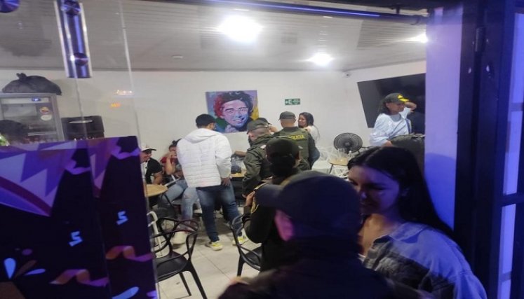 Menores de edad sorprendidos en el interior de los bares.