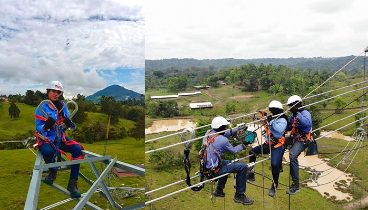 Carmen Feliza (derecha) durante una de las jornadas de formación en La Ceja, Antioquia, en compañía de sus instructores. / Fotos Cortesía