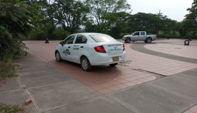 El parque metropolitano está convertido en pista de una escuela de enseñanza automovilística/Foto Cortesía