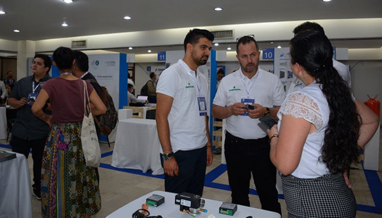 Más de 30 empresas se sumaron a la feria de Acaire. / Foto La Opinión