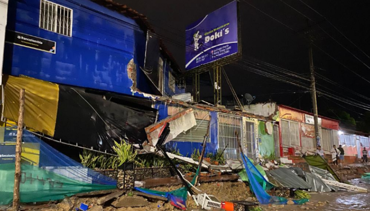 Destrozos en Las Américas