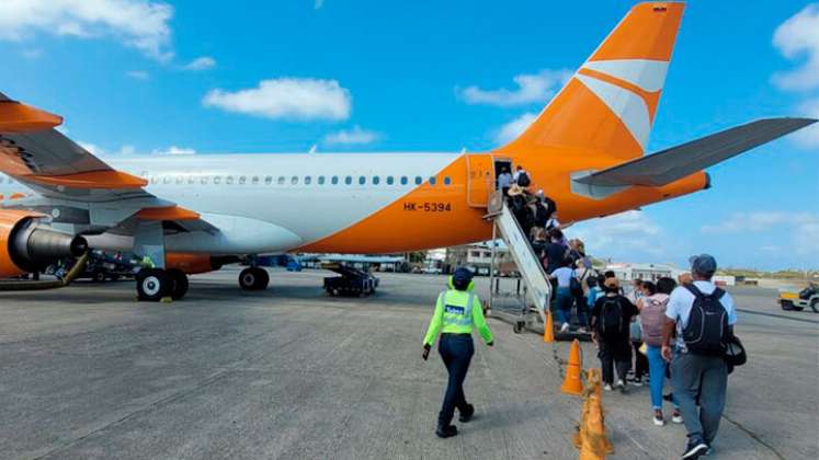 El cese de operaciones de Ultra Air y Viva Air generaron una crisis en el tráfico aéreo de pasajeros. / Foto: Colprensa