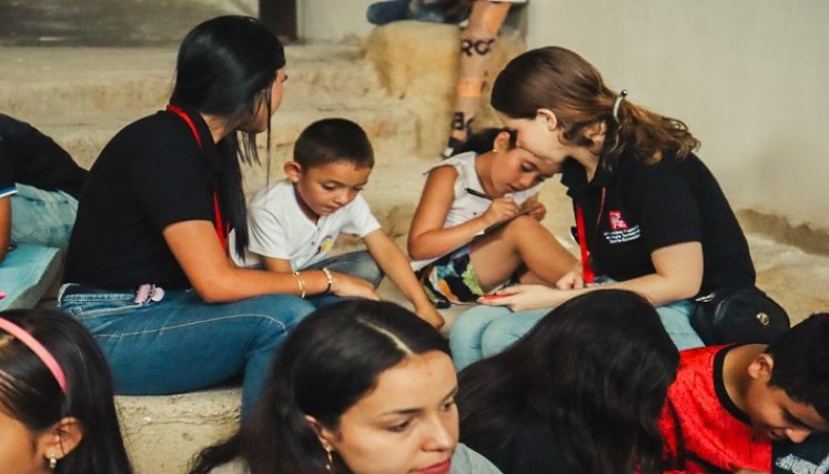 La universidad Francisco de Paula Santander, seccional Ocaña adelanta un programa de intervención social en las comunidades vulnerables. / Foto: Cortesía.