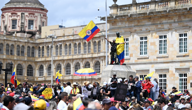 Bogotá tambien marchó en contra de Petro
