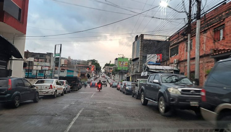 Filas de gasolina en Venezuela 
