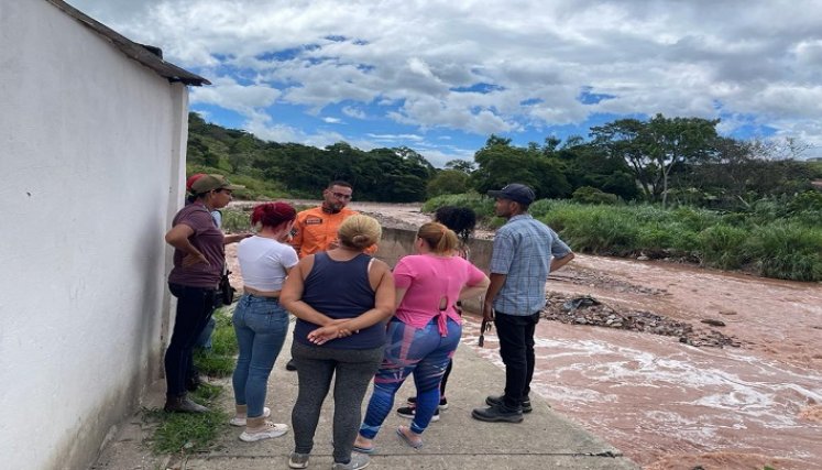 Detectarán riesgos a través de pluviometros artesanales. Foto cortesía / La Opinión 