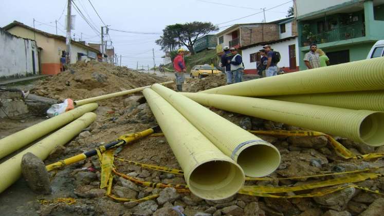 Los cruces especiales son fundamentales en la ciudad para la descontaminación de las aguas de los ríos que atraviesan el municipio./ Foto: La Opinión.