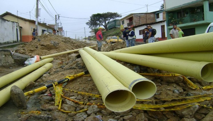 Los cruces especiales son fundamentales en la ciudad para la descontaminación de las aguas de los ríos que atraviesan el municipio./ Foto: La Opinión.