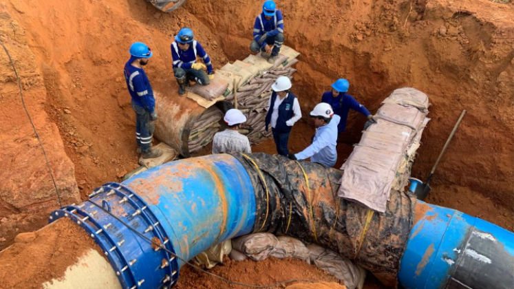 Reparaciones de Aguas Kpital en el Tabiro