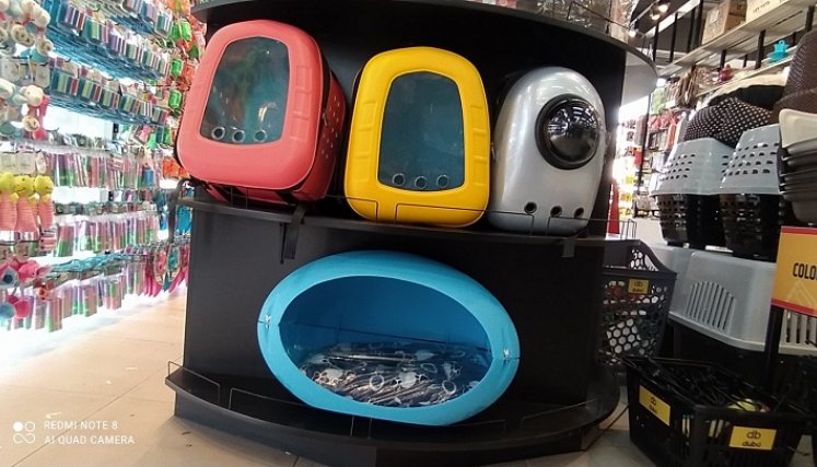Las maletas o guacales como se les conoce son más modernas y cómodas para llevar los peluditos.