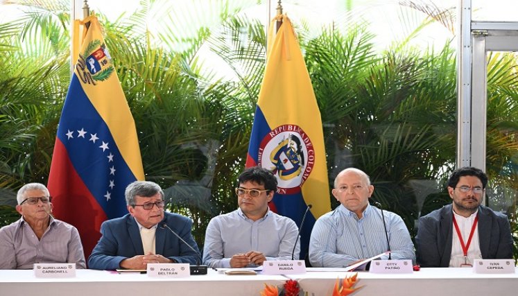 Cese al fuego Gobierno- Eln