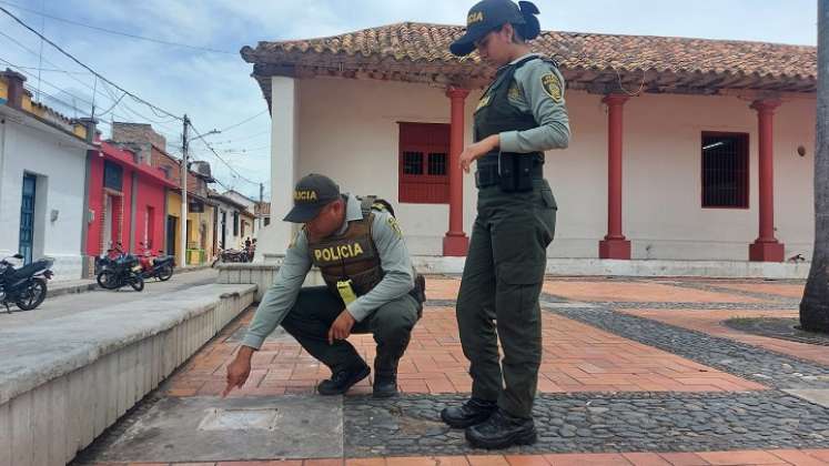 ncreíble, habitantes en condición de calle hurtan la placa de la única mujer que estuvo en la Gran Convención de Ocaña./ Foto: Cortesía.