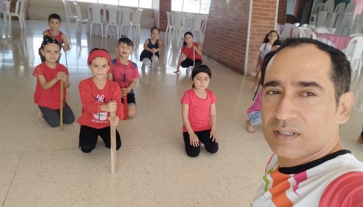 Xavier Botello, entre reinas y modelos