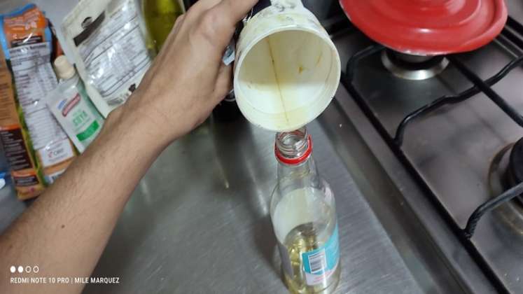 Las autoridades ambientales verifican las denuncias sobre la comercialización de aceites quemados./ Foto: Cortesía.