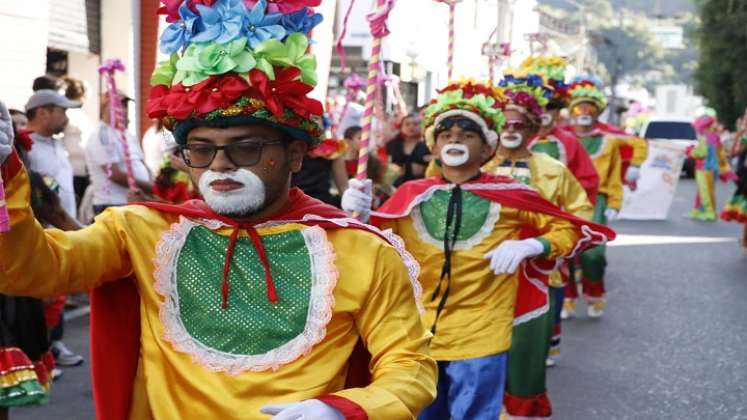 Durante su estadía patrocinó grupos artísticos locales en el carnaval./Foto: La Opinión.