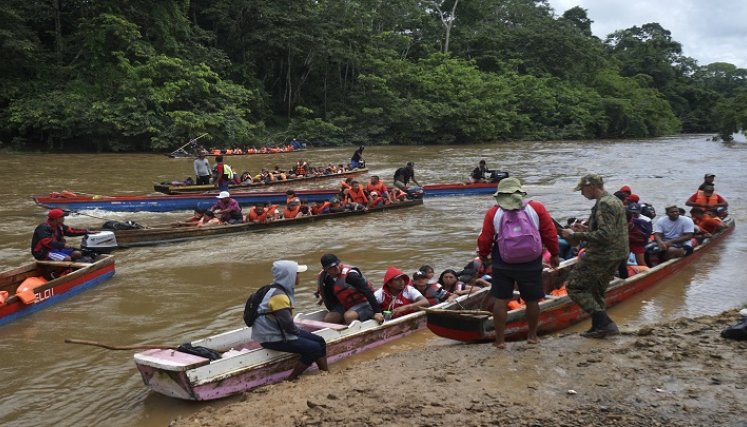 Migración por el Darien