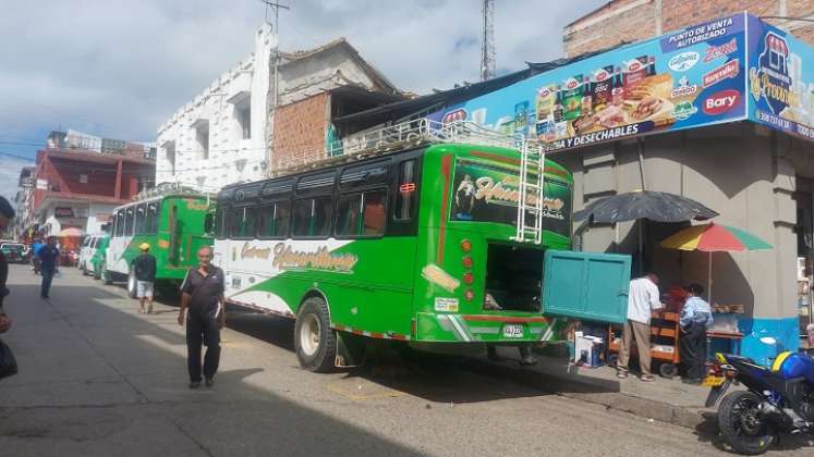 Las autoridades adoptan medidas para organizar la plaza de mercado de Ocaña./ Foto: Cortesía