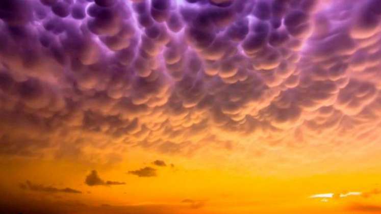 nubes-Mammatus