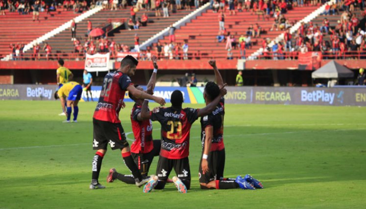 Cúcuta Deportivo celebra el gol de la victoria.