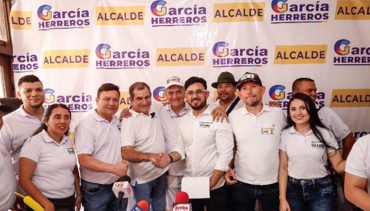Los candidatos que fueron avalados por la Liga de Gobernantes al Concejo y la Asamblea anunciaron su apoyo al empresario y candidato a la Alcaldía, Juan Carlos García-Herreros./ Foto cortesía