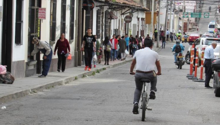 Por las calles de la Ciudad Mitrada transitan a  diario más de 5 mil vehículos. 