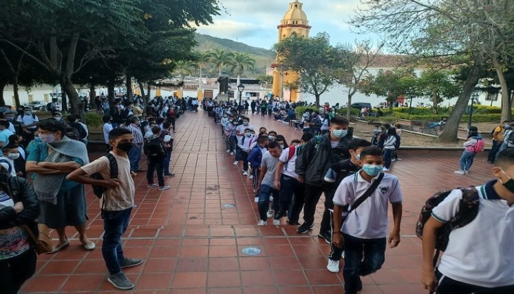 Nuevamente se revive la pesadilla del servicio del transporte escolar, pues los recursos se agotaron.