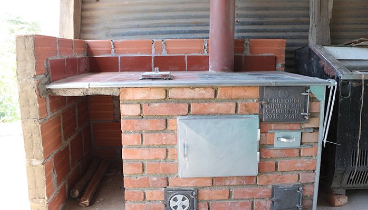 En 2022, 620 familias se beneficiaron de estufas ecoeficientes. Foto Cortesía