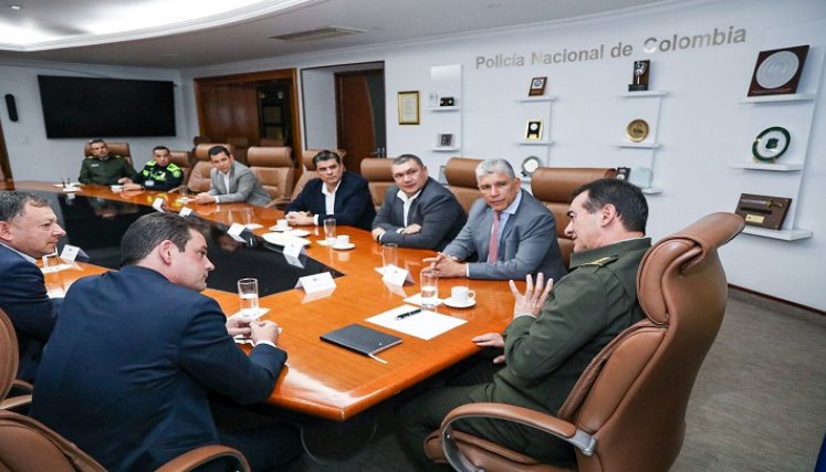 El alcalde de Ocaña se reunió con el ministro de Defensa para exponer la situación del orden público./ Foto: Cortesía.