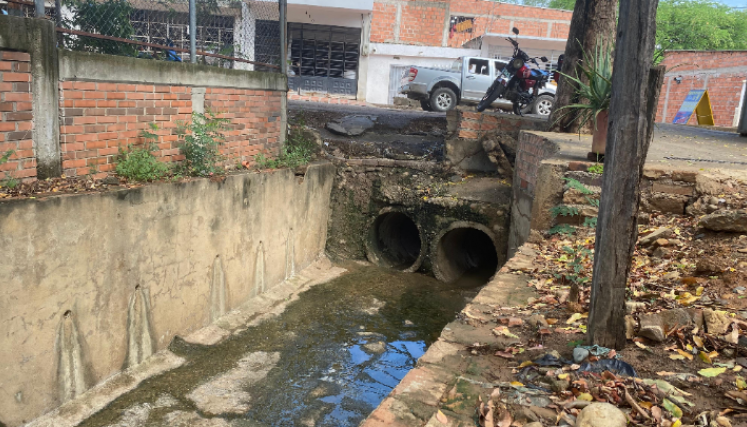 La comunidad teme que el canal se inunde de nuevo por las fuertes lluvias