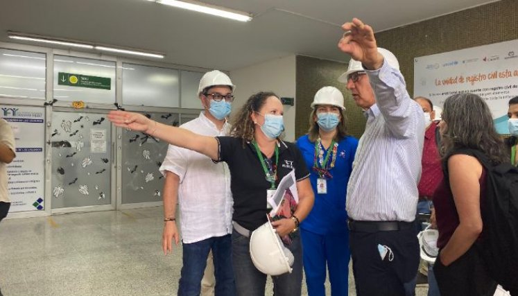 El ministro también hizo presencia en los hospitales municipales de Los Patios y Villa del Rosario