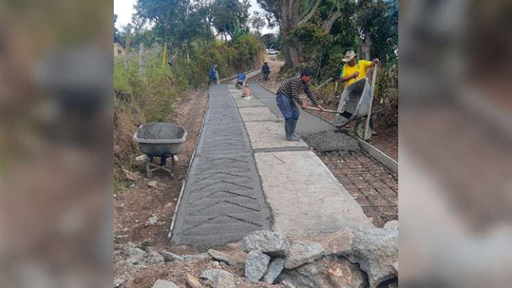 El material de construcción (premezcla) está fabricado bajo la norma técnica del Instituto Nacional de Vías. / Foto Cortesía