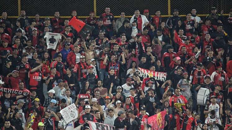 Los aficionados del Cúcuta Deportivo aun no digieren el trago amargo de la eliminación.