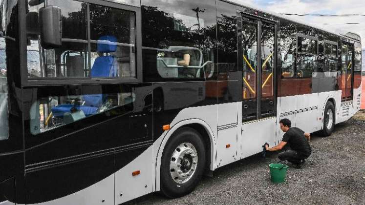 La Secretaría de Tránsito, Secretaría de Gobierno y Transporte Público Colectivo también fueron partes del proyecto. En la foto, un bus similar al proyecto / Foto: Archivo. 