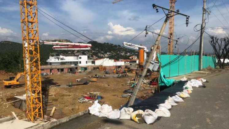 El proyecto sigue en construcción mientras que hacen los arreglos necesarios en la malla vial. / Foto: Nicolás Mojica. 