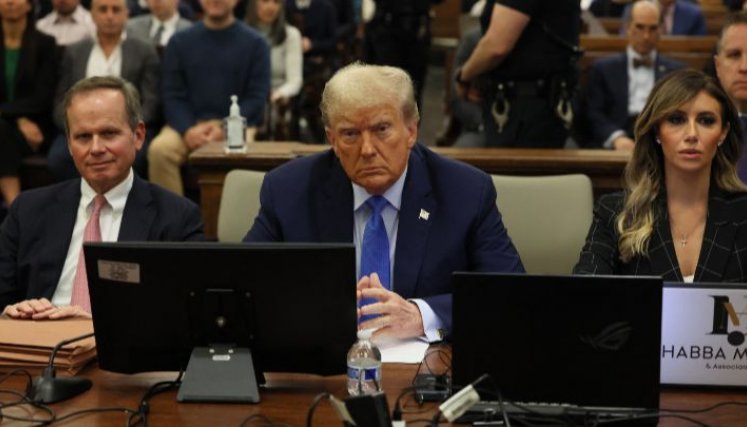 Donald Trump es interrogado en Tribunal de Nueva York