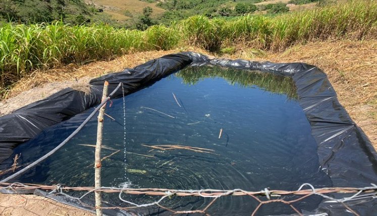 En aras de mejorar las condiciones de vida de los cultivadores de la región se promueven reservorios de agua.