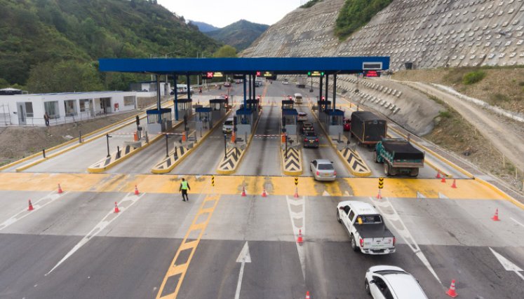 El peaje empezó a operar desde las 00:00 del día miércoles. Foto: Juan Pablo Cohen.