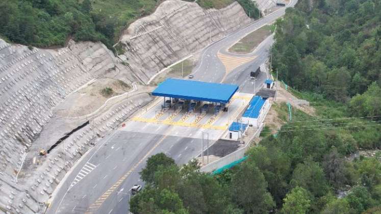 El peaje dispondrá de un carril especial en cada sentido de la vía para el cobro de la tarifa diferencial.  /Foto Cortesía / La Opinión 