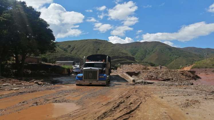 Los gremios de transporte expresaron a las funcionarias del alto Gobierno que se deben dar soluciones urgentes. /Foto: cortesía Ángel Sánchez