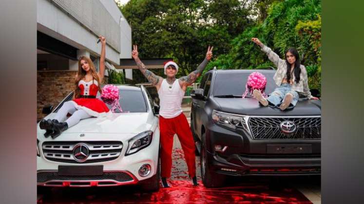 Los “regalitos” de Navidad de Yeferson Cossio a su novia y hermana