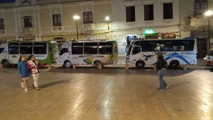 Desde hace unas semanas los buses están en cese de actividades. / Foto: Cortesía. 