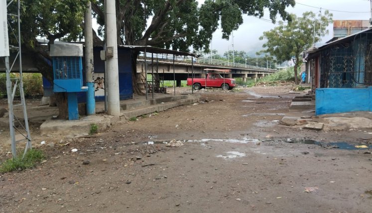 Murió tras caer en una alcantarilla 