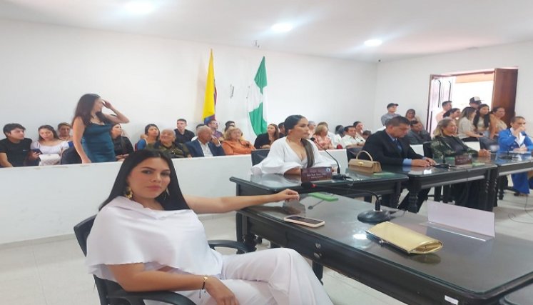 La presidenta del Concejo es la estudiante de último año de derecho Yurima Isabel Sánchez./ Foto/La Opinión